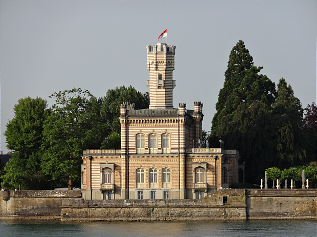 Langenargen Schloss vom See k